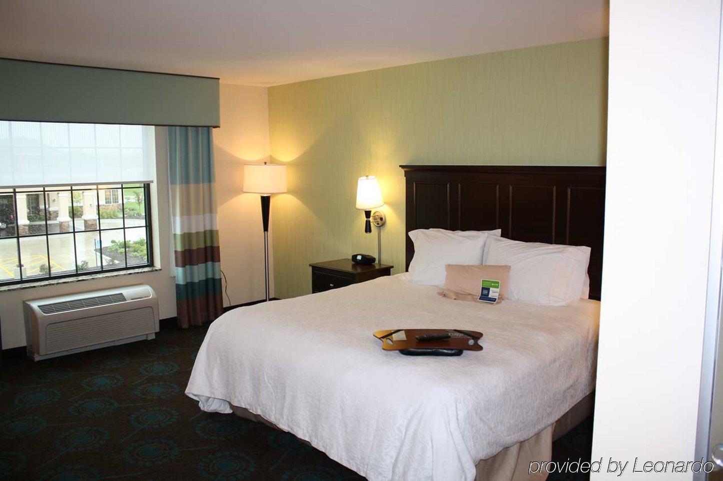 Hampton Inn And Suites St. Cloud Saint Cloud Room photo